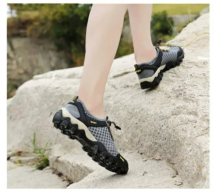 Wading Barefoot Sneakers Breathable Sneakers Men Shoes Fashion Shoes For Men Climbing Hiking Shoes Men Outdoor Beach