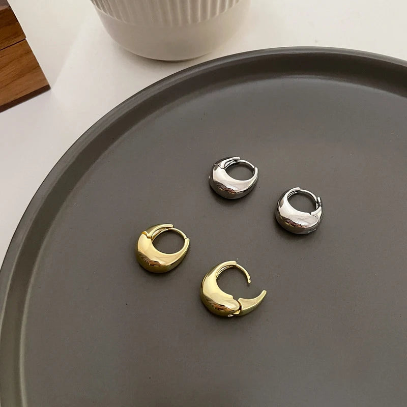 Punk Oval Hoop Earrings Metallic Geometric Ear Buckle Minimalist Style U-shaped Ear Buckle Daily Life Earring Accessories