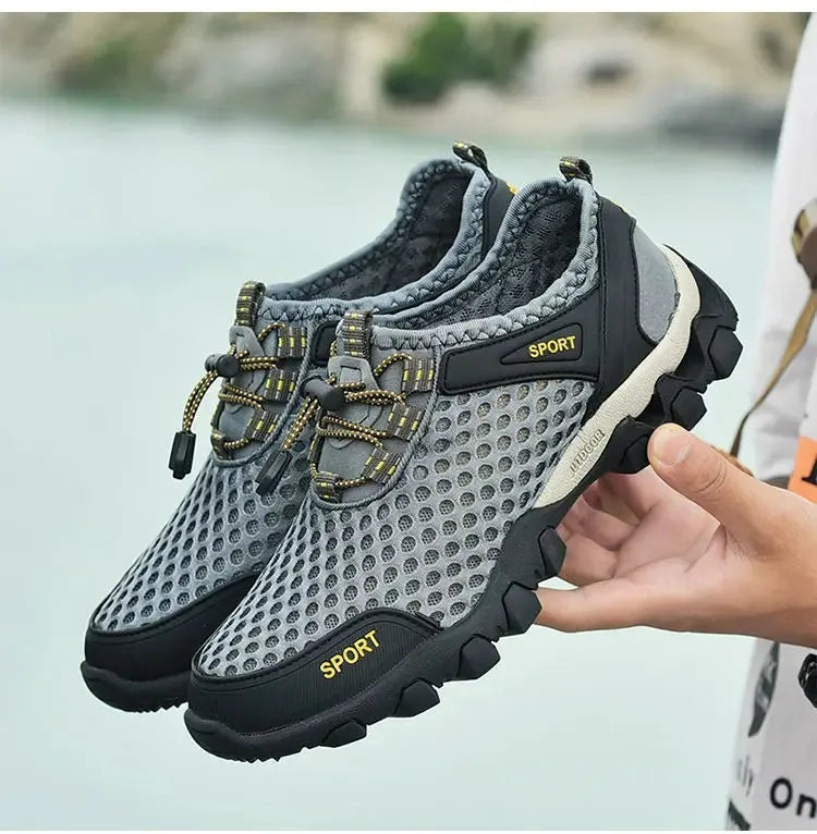 Wading Barefoot Sneakers Breathable Sneakers Men Shoes Fashion Shoes For Men Climbing Hiking Shoes Men Outdoor Beach