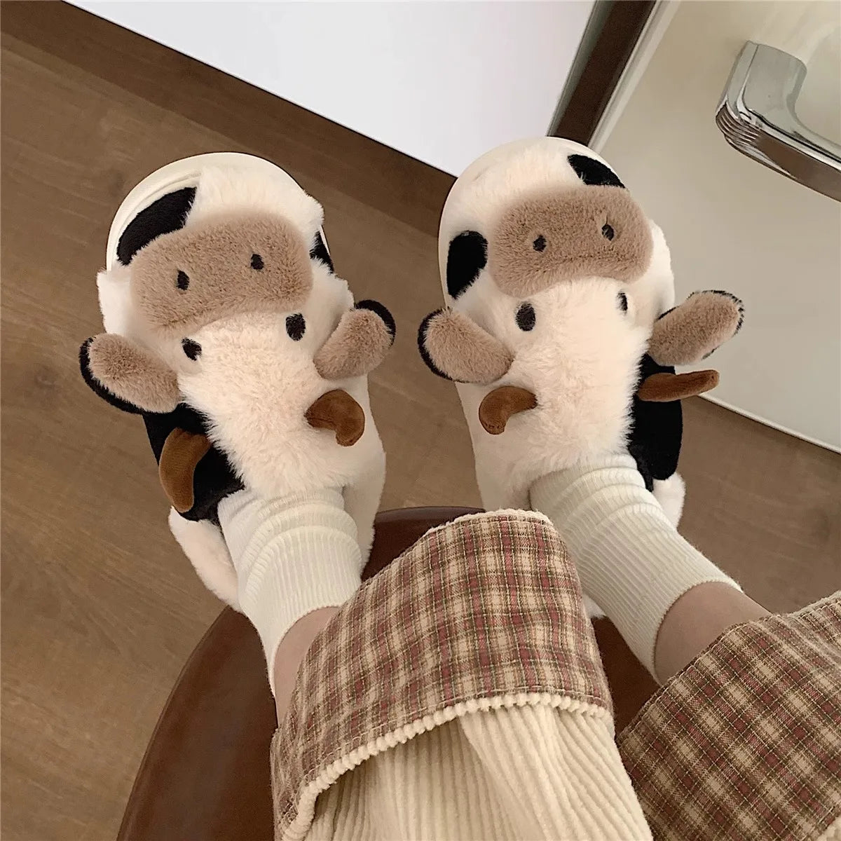 Ladies' Winter Slippers Cute Cartoon Heart Animal Cow Fur Warm Cotton Anti-Slip Home Comfortable Girls' Footwear