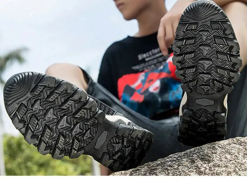 Wading Barefoot Sneakers Breathable Sneakers Men Shoes Fashion Shoes For Men Climbing Hiking Shoes Men Outdoor Beach