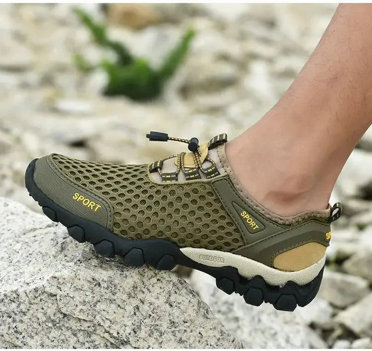 Wading Barefoot Sneakers Breathable Sneakers Men Shoes Fashion Shoes For Men Climbing Hiking Shoes Men Outdoor Beach