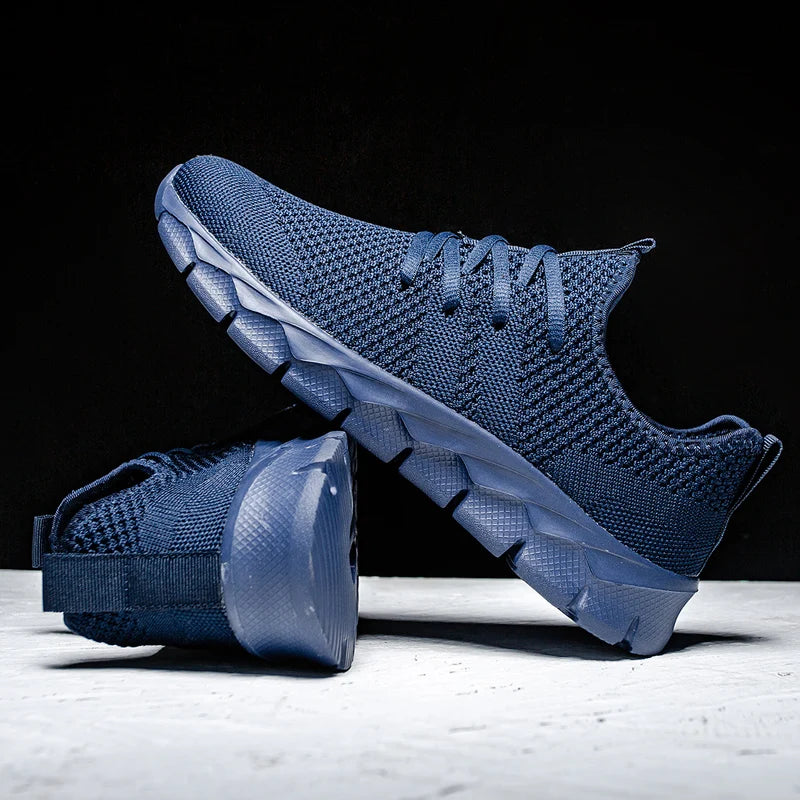 Men's shoes Four Seasons new plus size Flying weaving Lightweight Breathable Casual Sports Shoes Soft Sole Outdoor Running Shoes