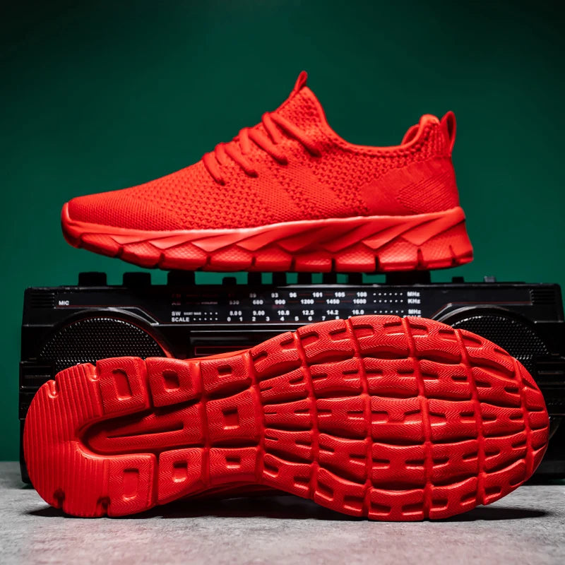 Men's shoes Four Seasons new plus size Flying weaving Lightweight Breathable Casual Sports Shoes Soft Sole Outdoor Running Shoes