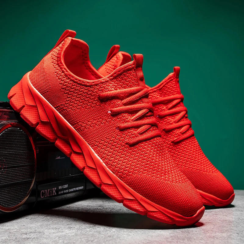 Men's shoes Four Seasons new plus size Flying weaving Lightweight Breathable Casual Sports Shoes Soft Sole Outdoor Running Shoes