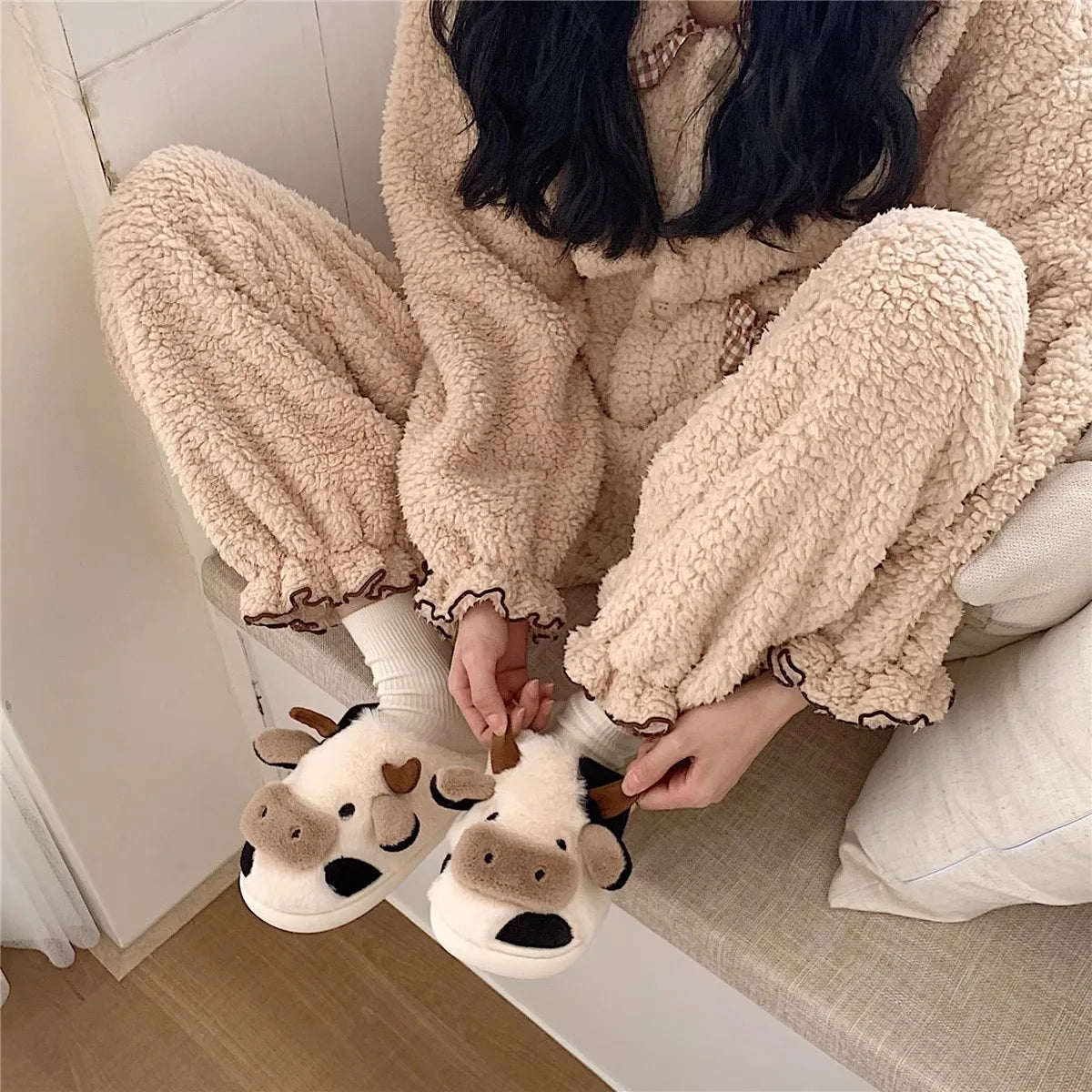 Ladies' Winter Slippers Cute Cartoon Heart Animal Cow Fur Warm Cotton Anti-Slip Home Comfortable Girls' Footwear