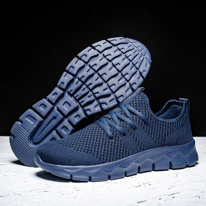 Men's shoes Four Seasons new plus size Flying weaving Lightweight Breathable Casual Sports Shoes Soft Sole Outdoor Running Shoes